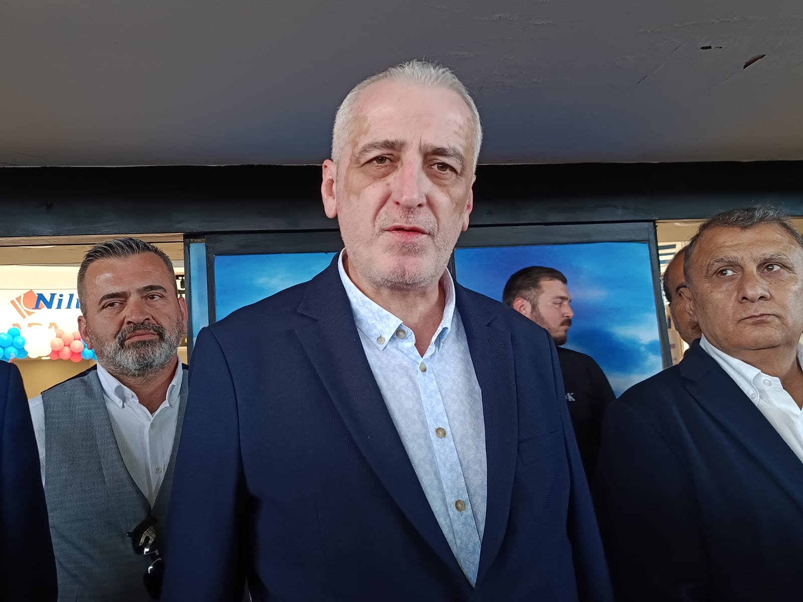 Edirne Otogarı'nda dört yıllık aranın ardından yeniden hizmete başlayan AĞATUR'un açılış töreninde konuşan sektör temsilcileri, 25 yıllık tekelci yapının bittiğini ve belediyenin hamlesiyle otogarda özgür, adil ve rekabetçi yeni bir dönemin başladığını vurguladı.